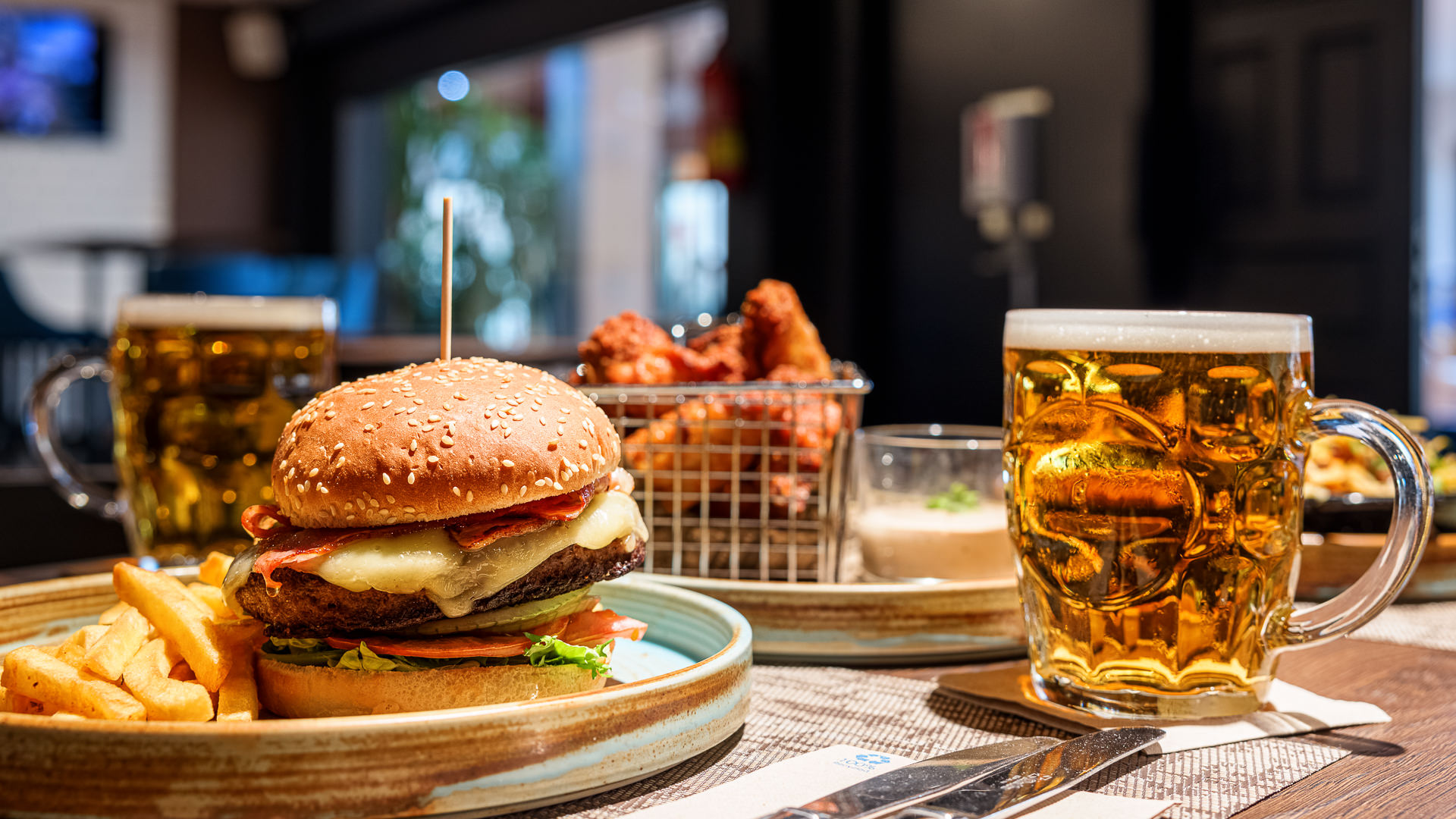 014_alta_playaballena Legends Sport Bar.jpg